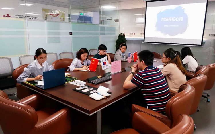 厦门鑫河市场部员工心得分享会.jpg